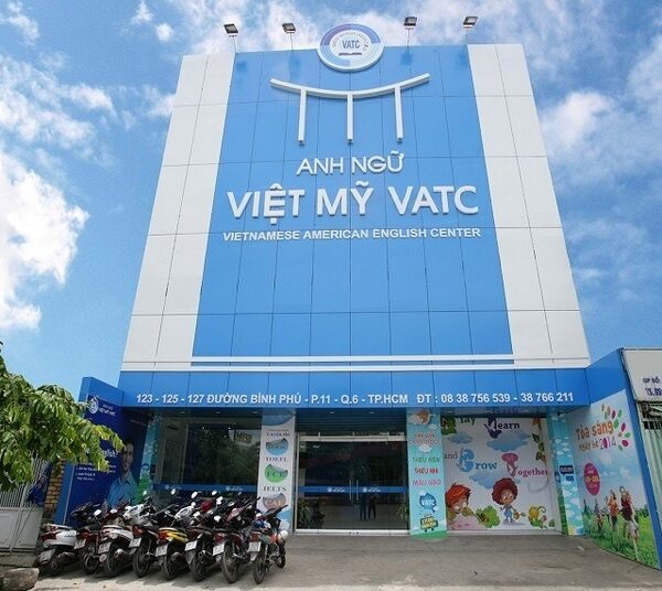 Các mẫu biển thông dụng trung tâm tiếng Anh, ngoại ngữ đẹp hiện nay